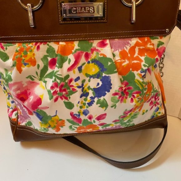CHAPS BOWN FAUX LEATHER FLORAL FABRIC SHOULDER BAG - Picture 3 of 9